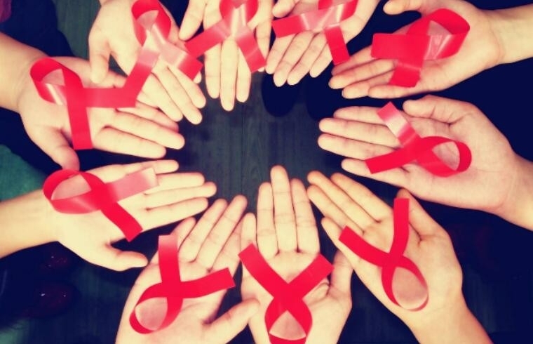 北京前十月报告艾滋病病毒感染者及病人2669例