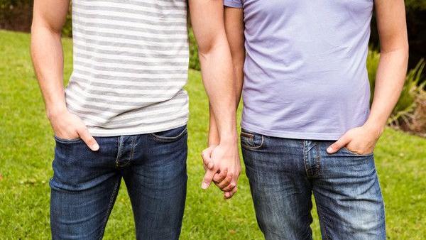 在GAY圈中流行的Rush助性药物是什么？有什么危害？