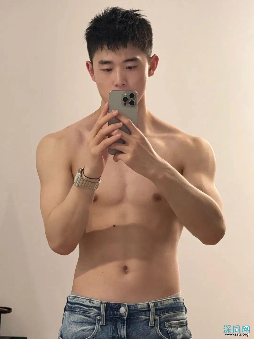 年度天菜帅哥榜Top15,总有让你心动的! 年度天菜帅哥榜Top15,总有让你心动的!