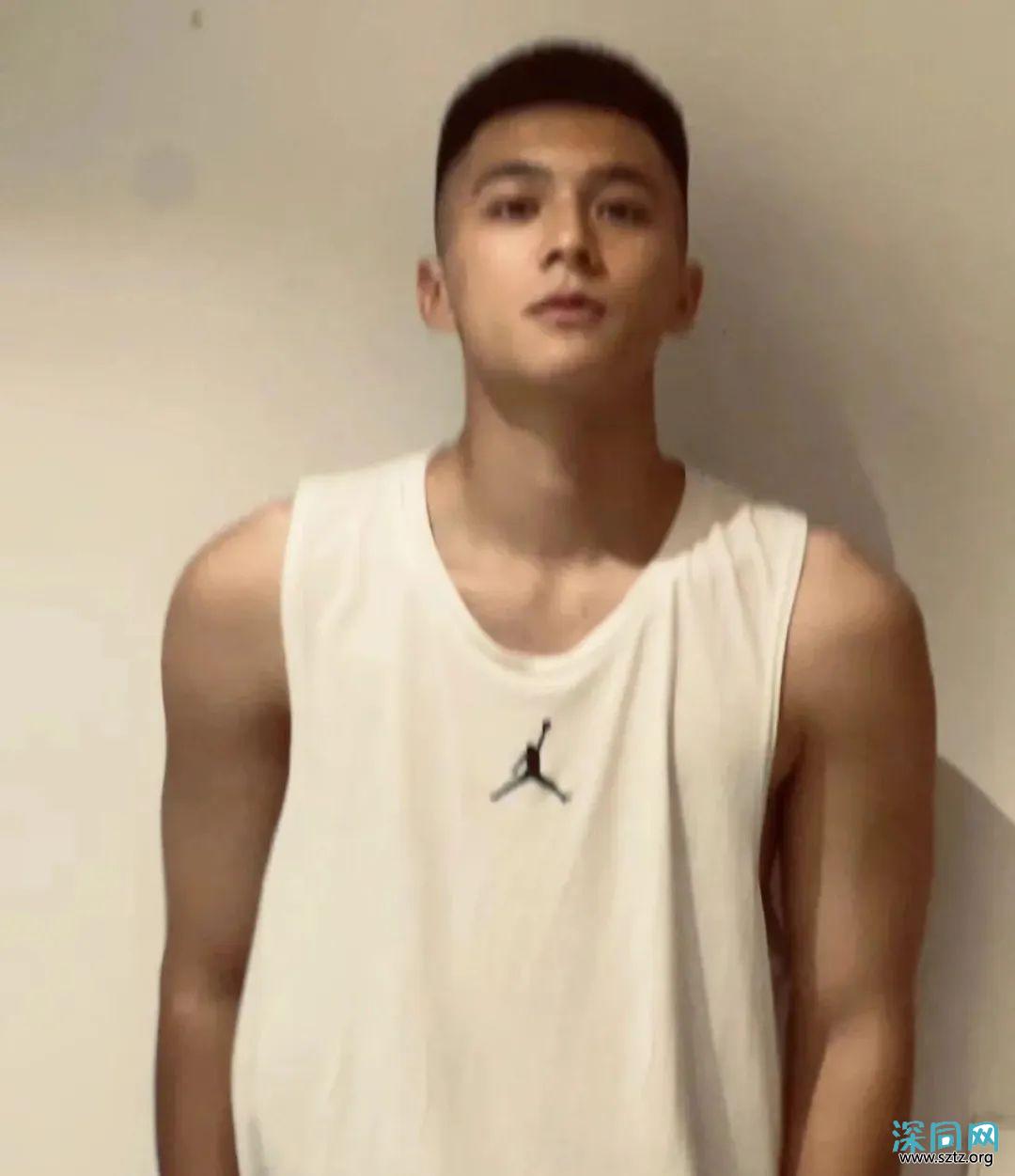 年度天菜帅哥榜Top15,总有让你心动的! 年度天菜帅哥榜Top15,总有让你心动的!