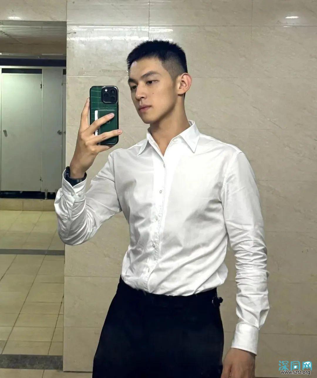 年度天菜帅哥榜Top15,总有让你心动的! 年度天菜帅哥榜Top15,总有让你心动的!