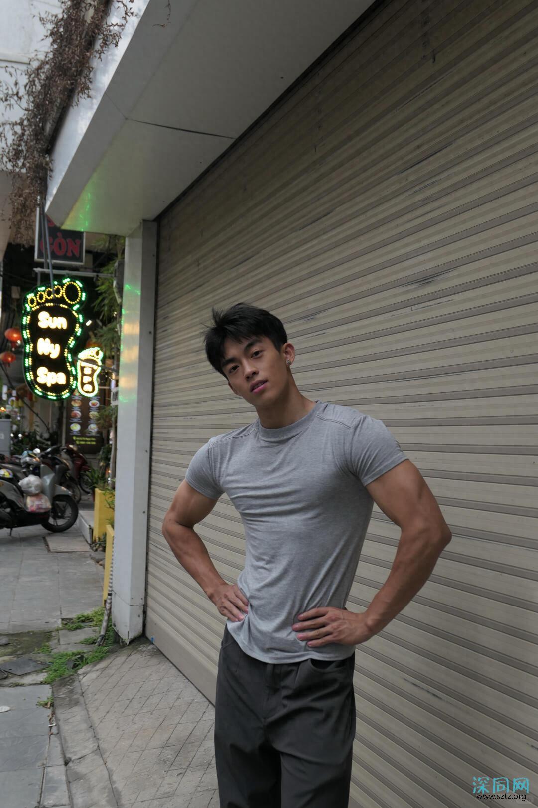 男大、私教、地陪，黑皮小哥他都是