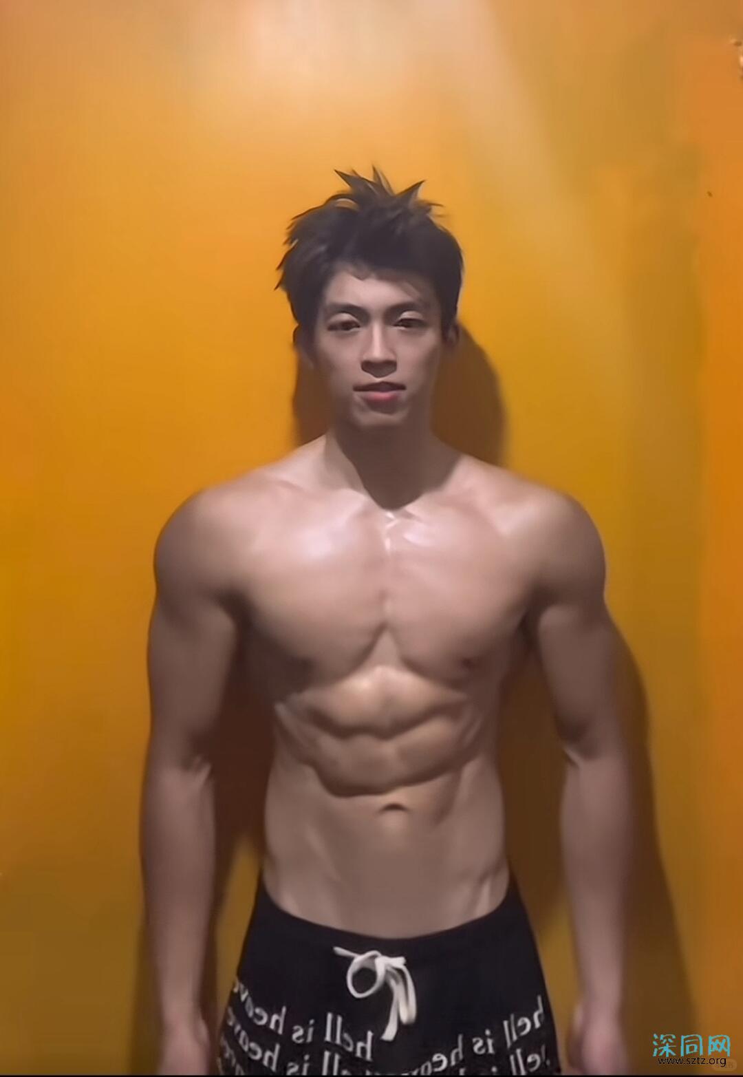 男大、私教、地陪，黑皮小哥他都是